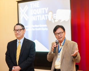 Lincoln Chen with program Co-Director Le Nhan Phuong. Source: China Medical Board